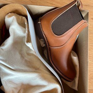 6-INCH CHELSEA WOMEN'S SHORT BOOT IN PECAN BOUNDARY LEATHER (Red Wing Shoes)